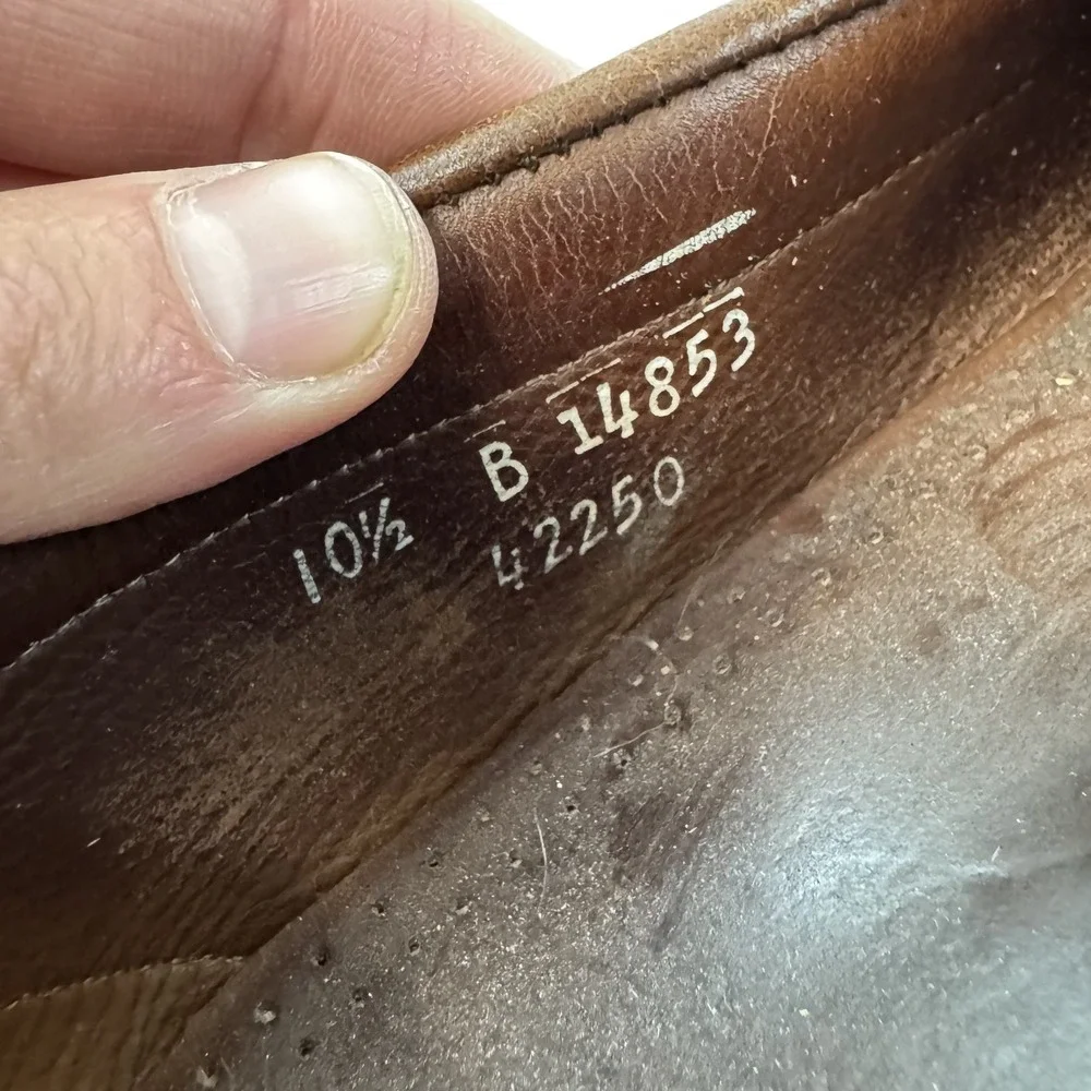 Allen Edmonds size 10